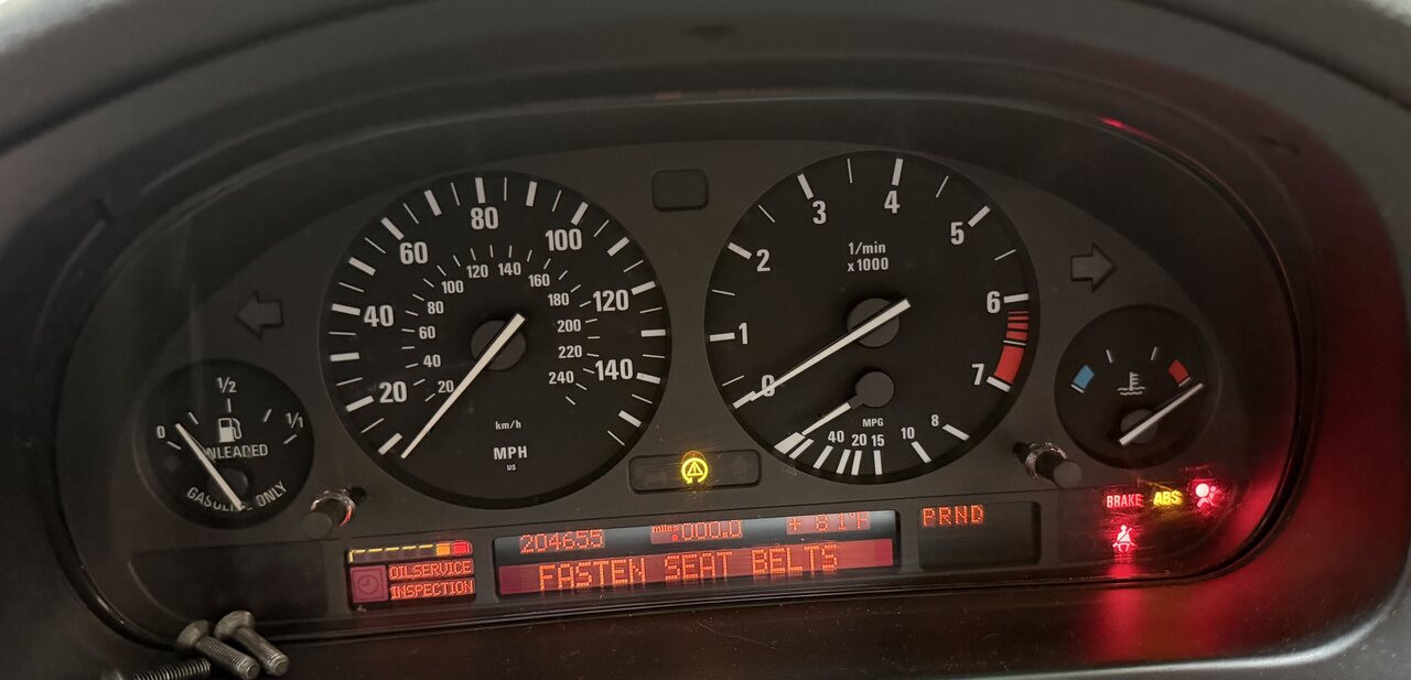 DASH GUAGE CLUSTER SPEEDOMETER 2001-03 BMW E39 540i 530i 6942197