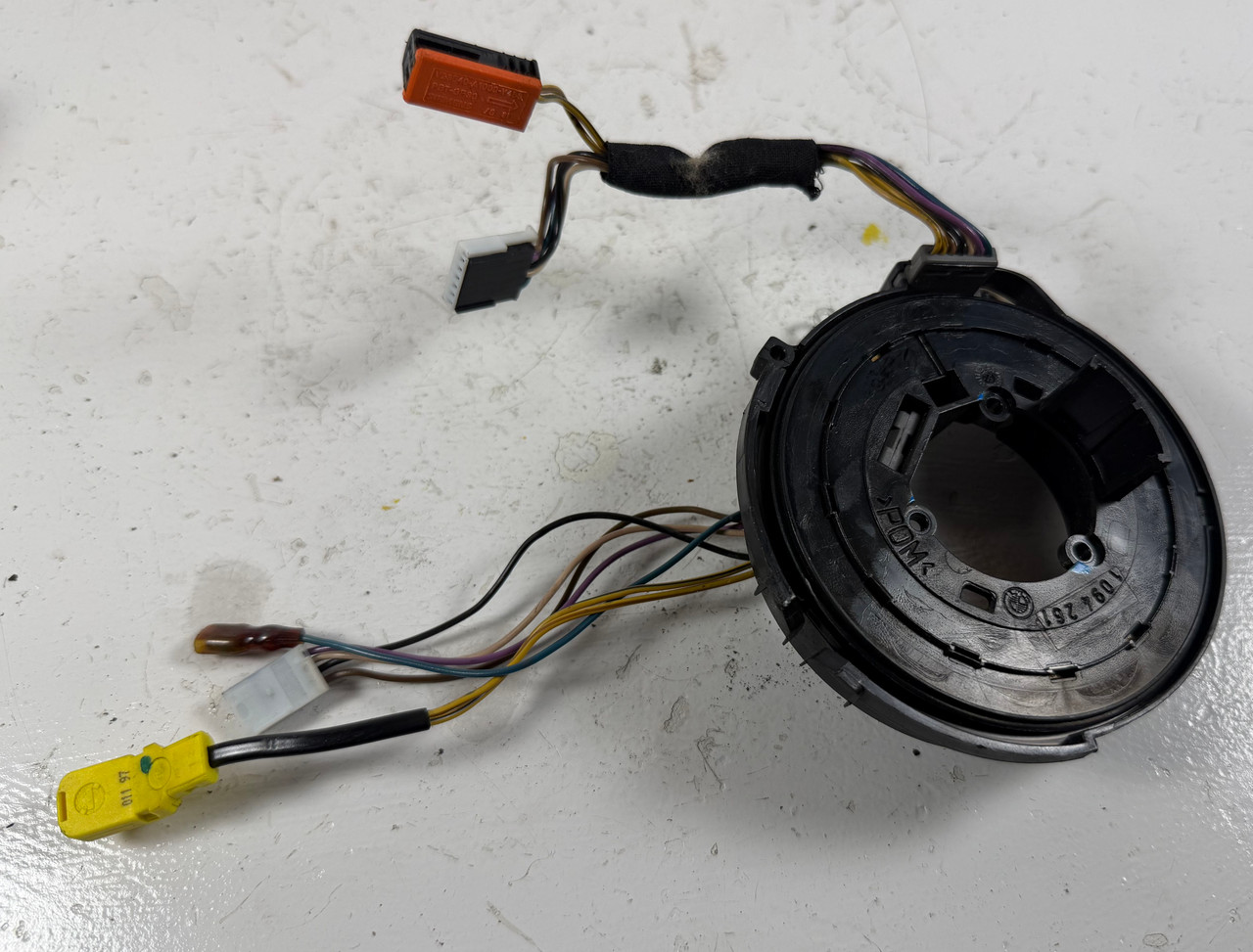 1997-98 BMW E39 540i 528i STEERING WHEEL CLOCK SLIP RING 1094261
