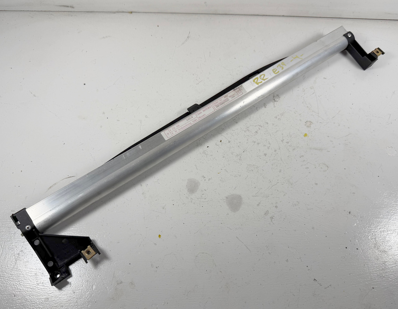 1999-03 BMW E39 M5 540i 528i 530i SEDAN PASSENGER REAR WINDOW SUN SHADE 8176166