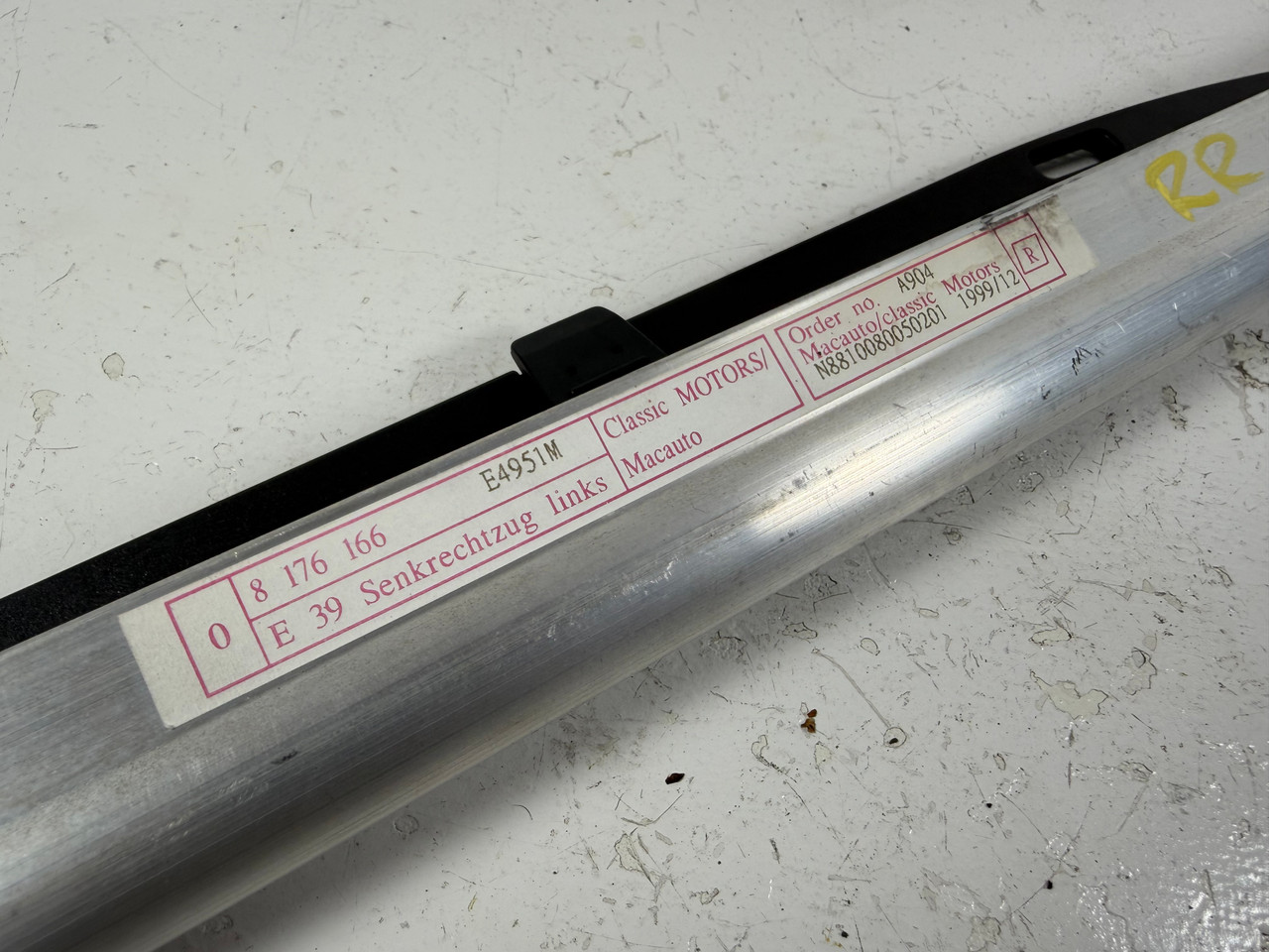 1999-03 BMW E39 M5 540i 528i 530i SEDAN PASSENGER REAR WINDOW SUN SHADE 8176166