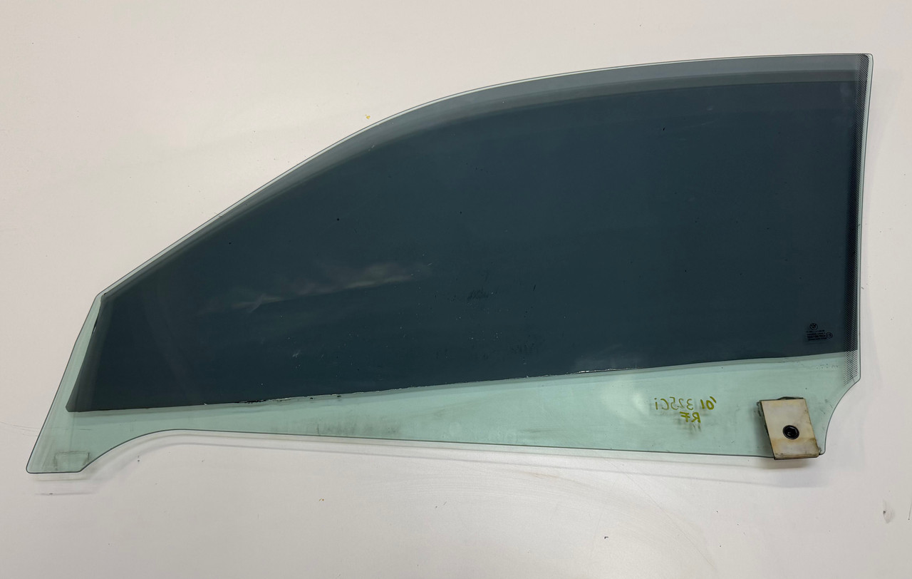 PASSENGER FRONT DOOR WINDOW GLASS BMW E46 M3 330ci 325ci 7049328