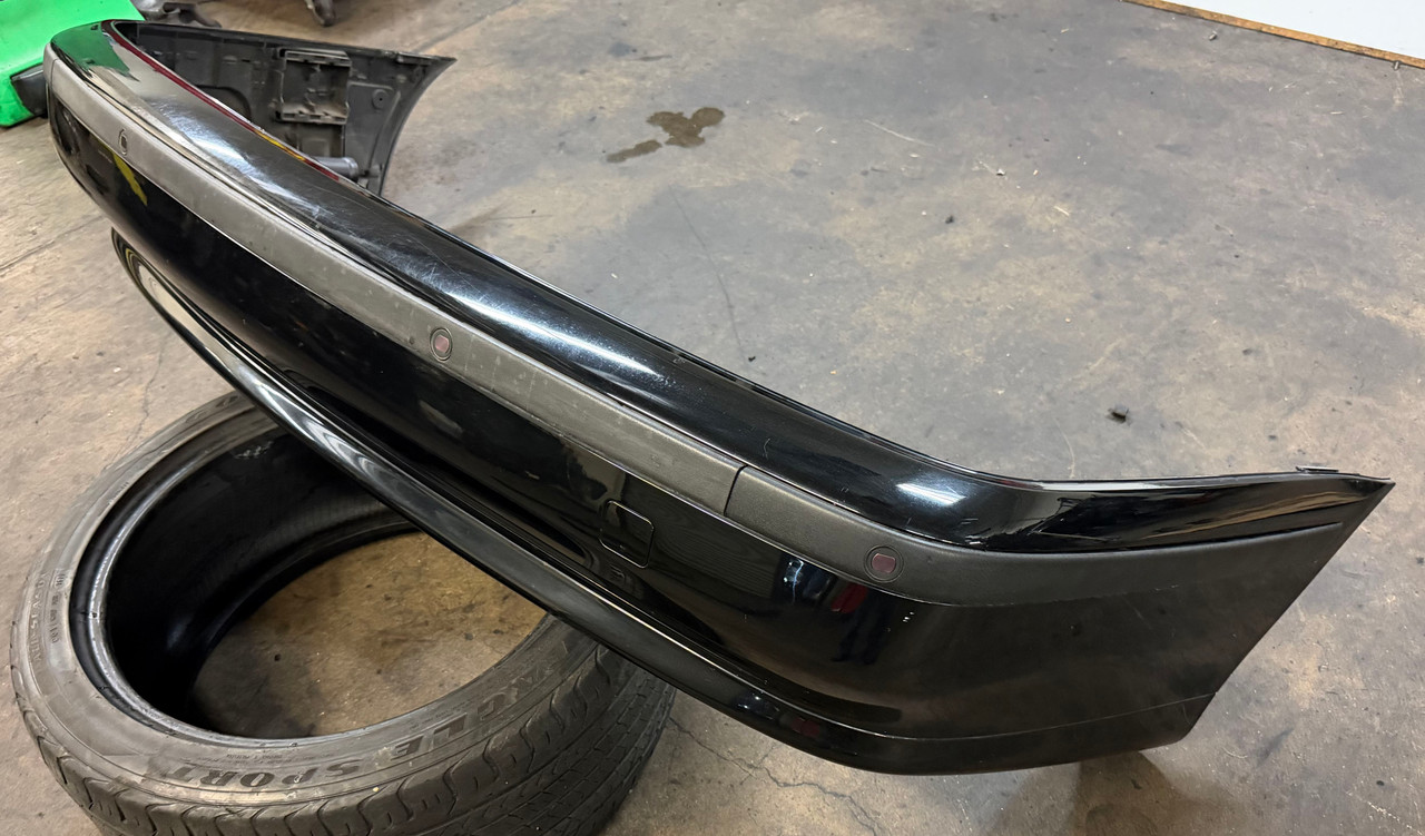 REAR BUMPER COVER W/ PDC SENSORS BMW E39 530i 540i 525i 8159367