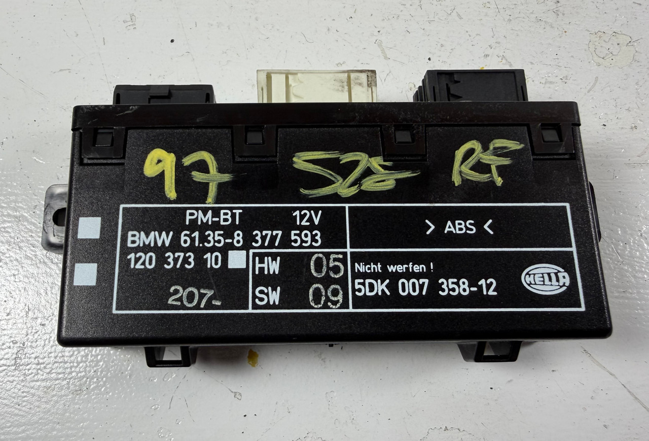 WINDOW REGULATOR SIDE MIRROR CONTROL MODULE BMW E39 540i 528i 8377593