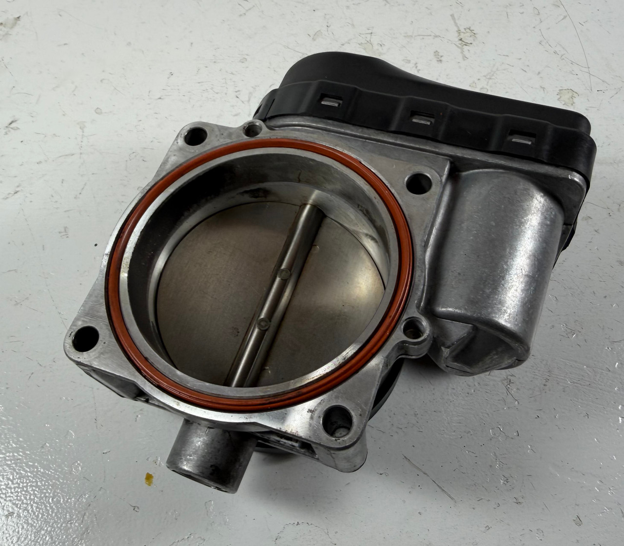 M62tu ENGINE THROTTLE BODY BMW E38 740i E39 540i 1435959