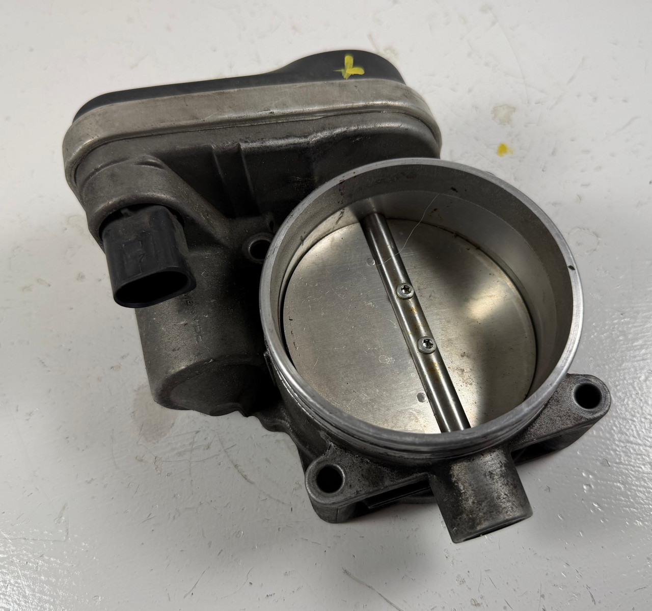 N62 THROTTLE BODY BMW E60 550i E63 E64 650i 750i 7535308
