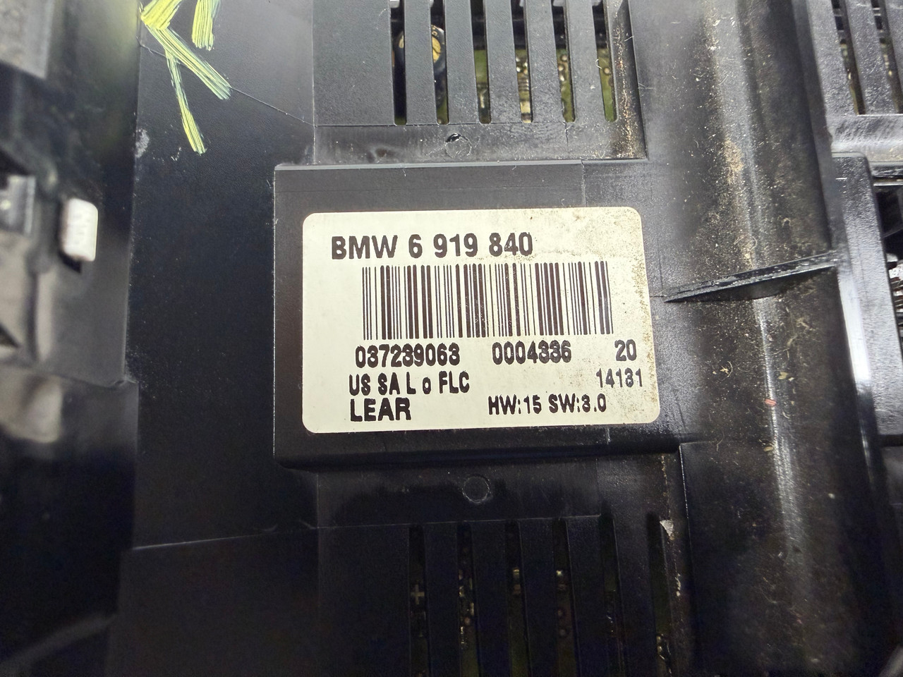 BMW E46 330 325 Headlight Control Module LCM 6919840