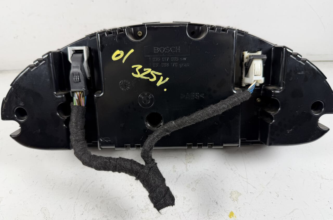 DASH SPEEDOMETER CLUSTER WIRE HARNESS CONNECTORS BMW E46 330 325