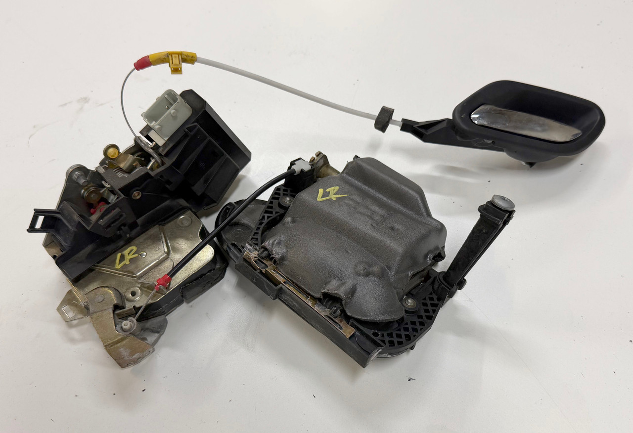 DRIVER REAR DOOR LOCK LATCH W/ EXTERIOR HANDLE BMW E39 M5 540i 530i 525i 528i