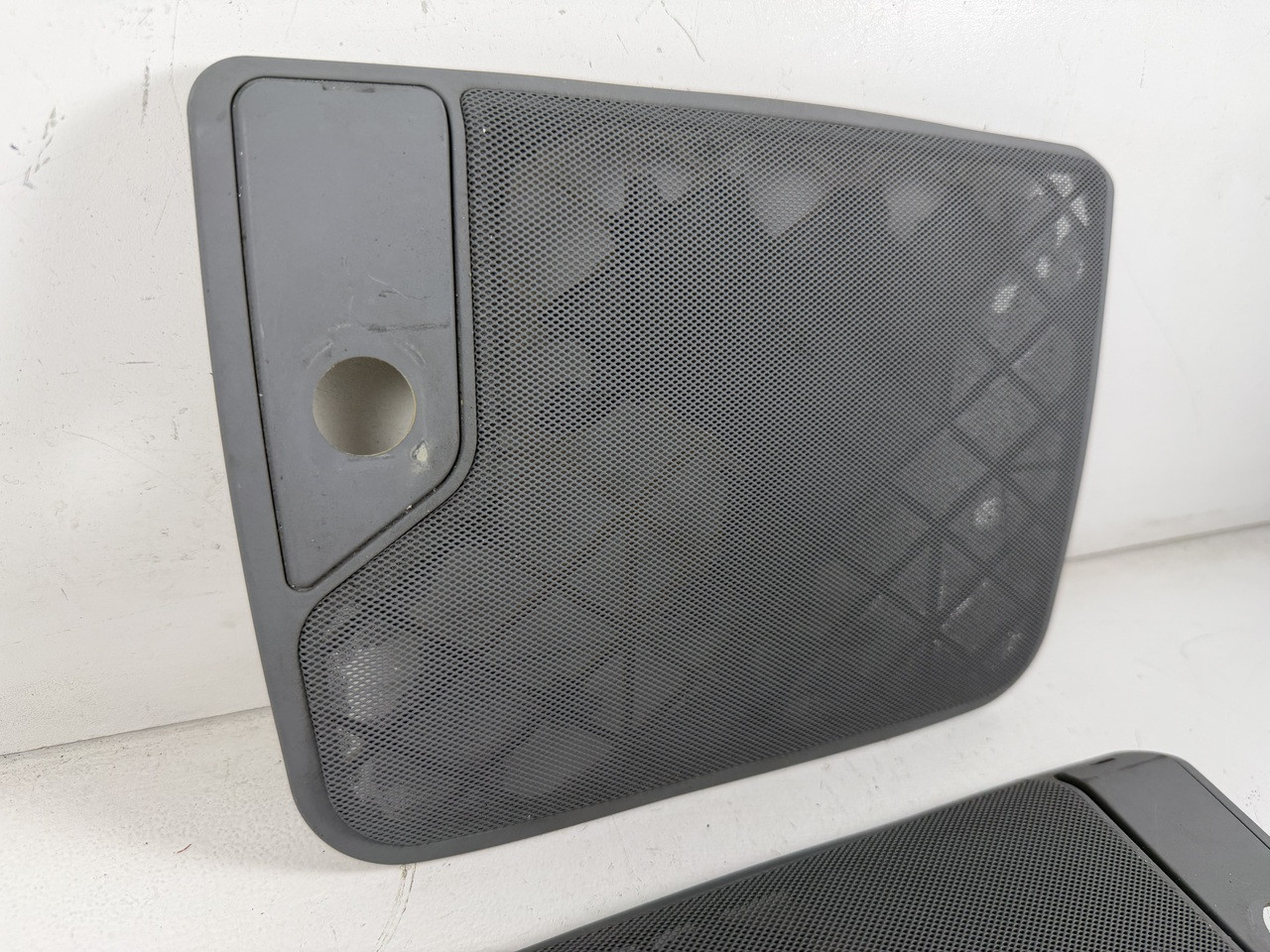 BMW E46 330ci 325ci 323ci REAR DECK SPEAKER COVERS 8243305