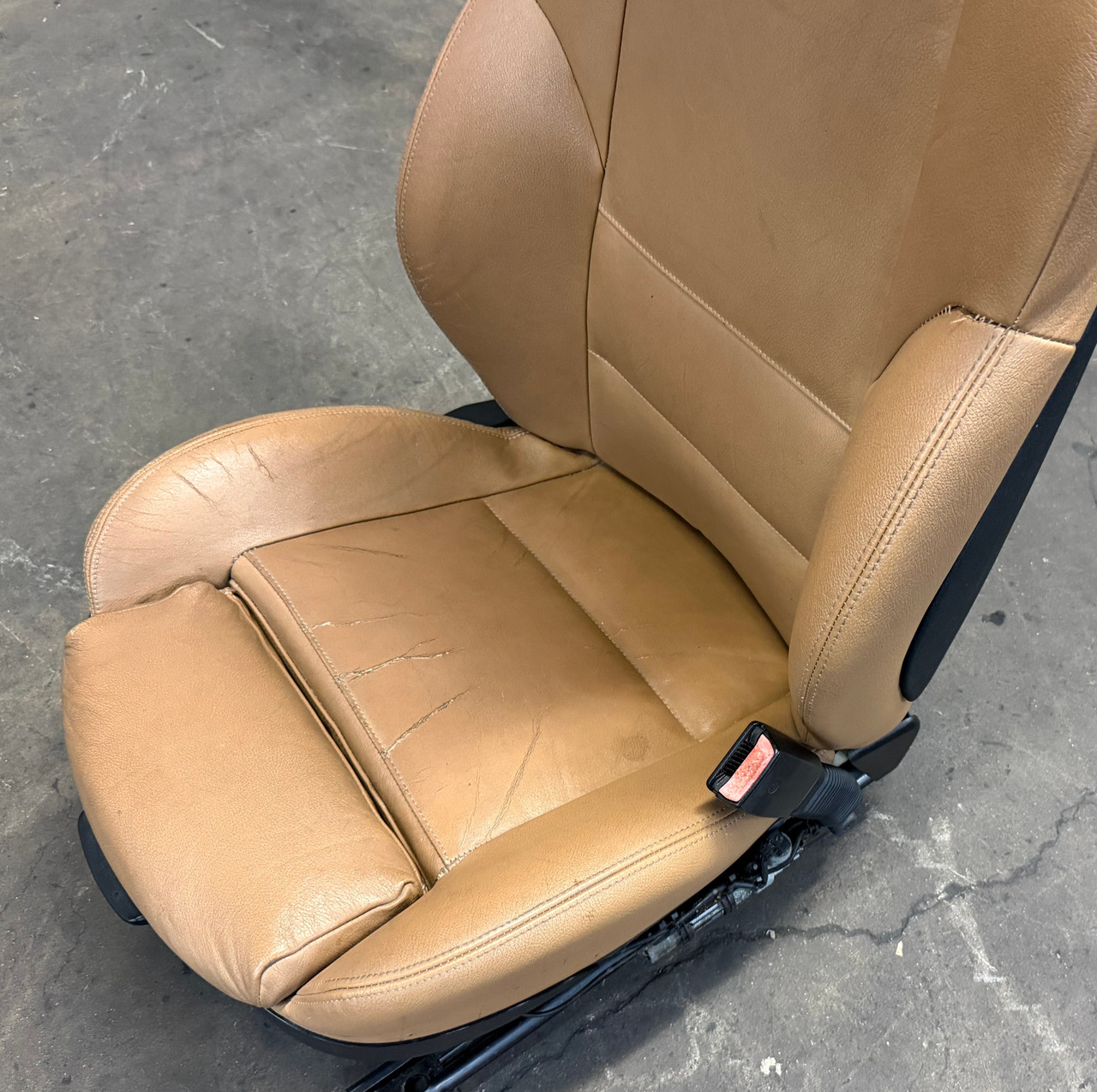 PASSENGER FRONT ELECTRIC HEATED SPORT SEAT BMW e46 330i 325i SEDAN