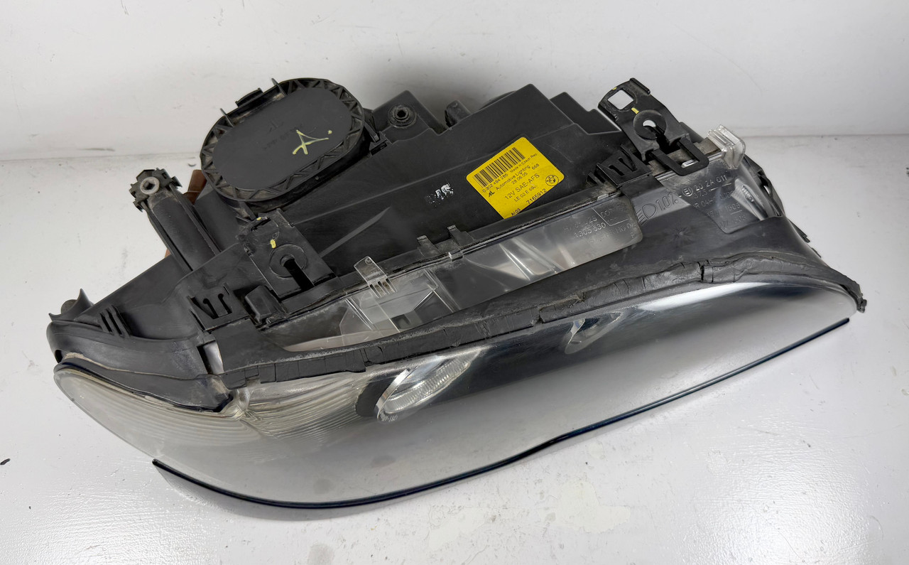2003-05 BMW E46 330ci 325ci Passenger  Xenon Headlight 7165912