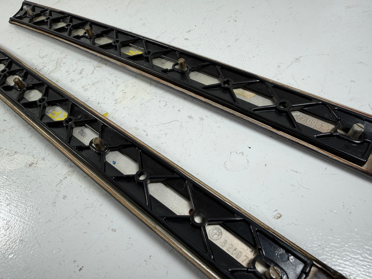 FRONT DOOR PANEL WOOD TRIM BMW E46 330i 325i 8200726