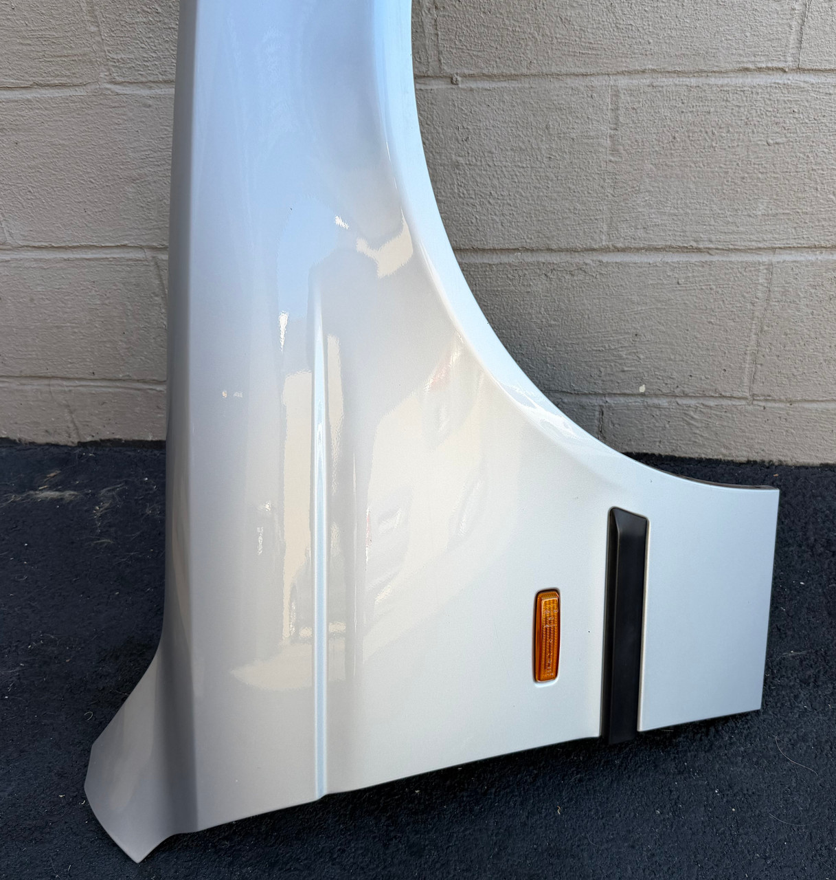 PASSENGER FENDER TITANSILBER BMW E39 M5 540i 530i 528i 525i 8162134