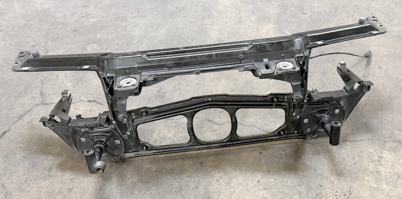 BMW E46 M3 330ci 325ci 323ci VERT FRONT RADIATOR CORE SUPPORT 8266038