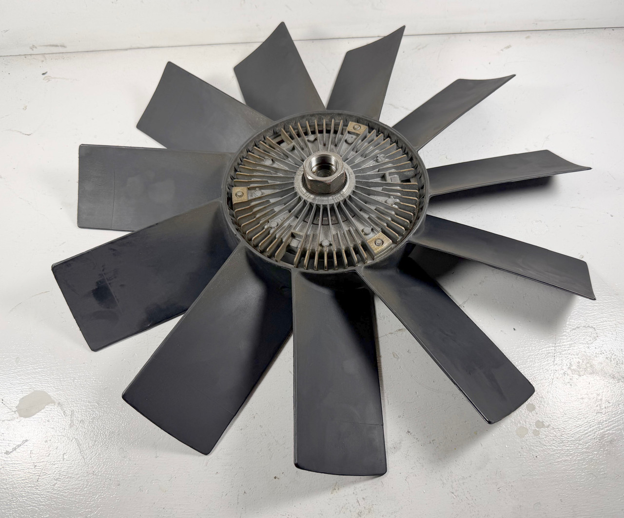 COOLING FAN CLUTCH BMW e32 e31 e38 740i e39 540i e53 X5 1712110