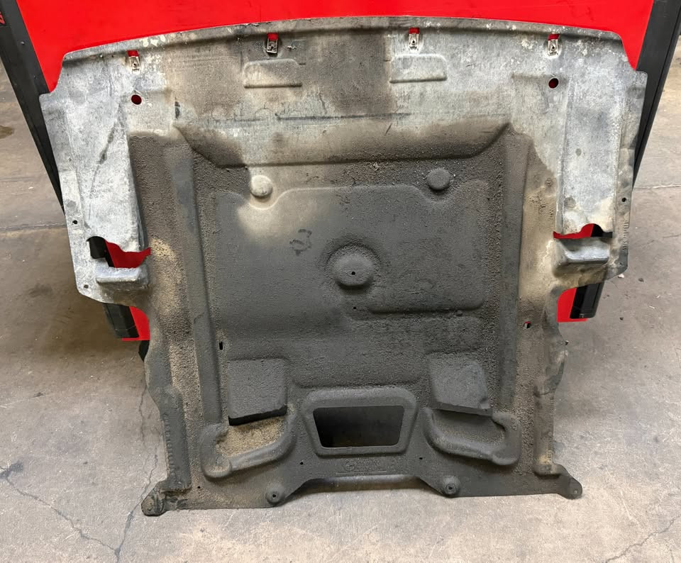 BMW F10 528i LOWER FRONT SPLASH GUARD OEM