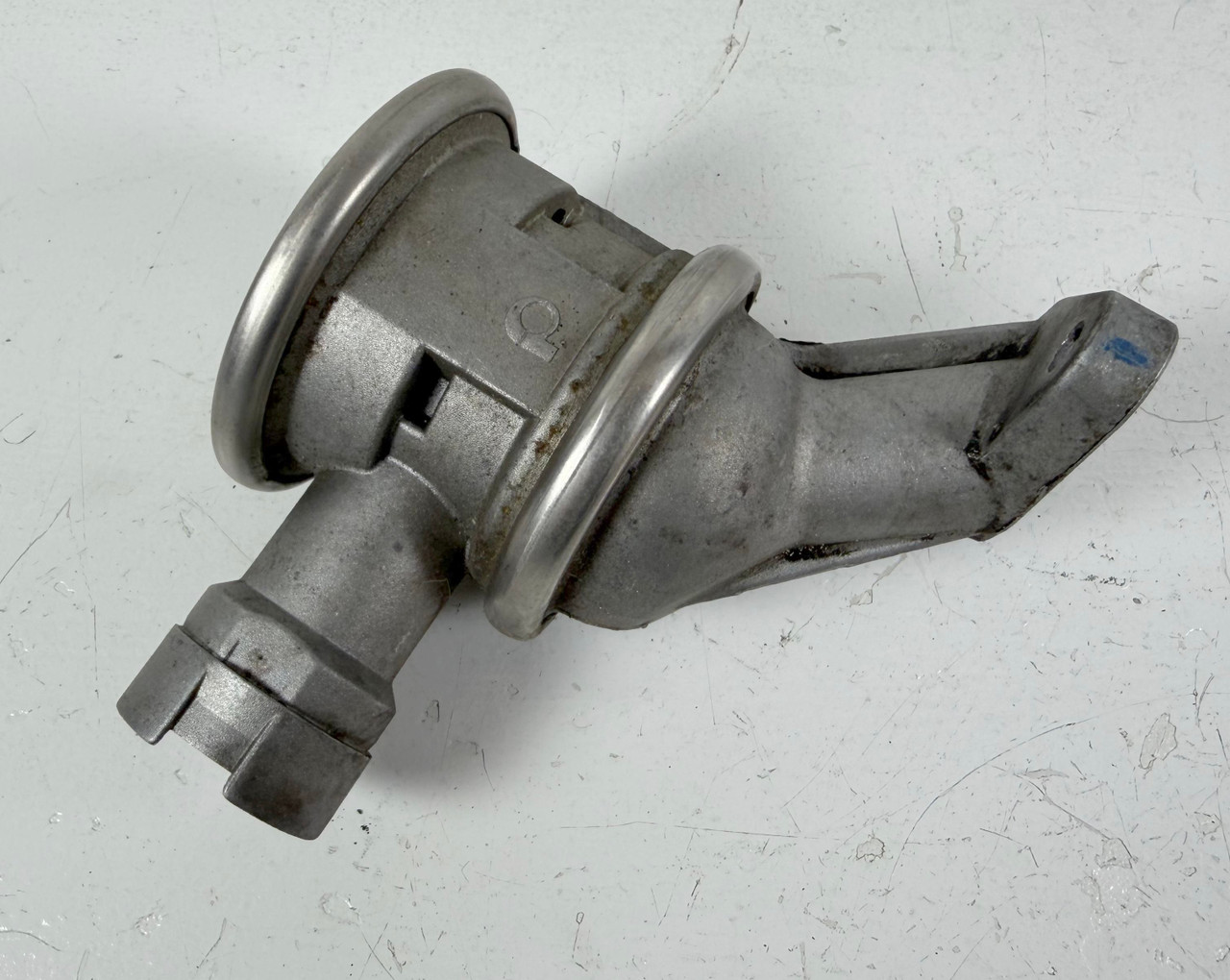 EGR SECONDARY SMOG AIR VALVE BMW E60 E65 E66 545i 645ci 745i 7508273