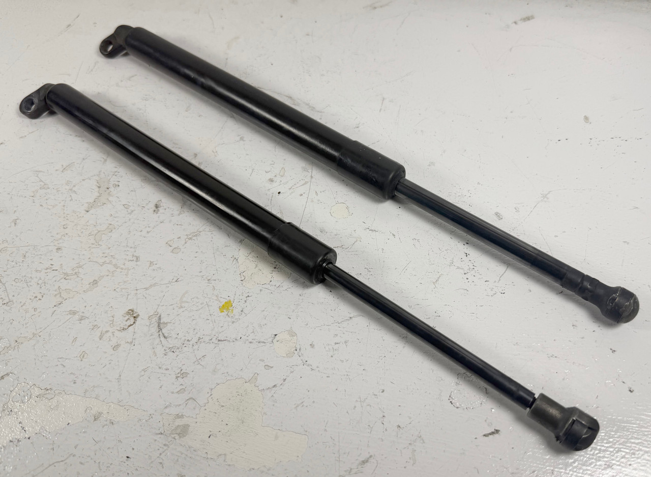TRUNK LIFT SUPPORT SHOCKS BMW E39 M5 540i 530i 528i 525i