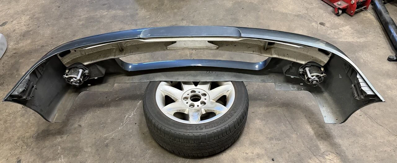 1998-03 BMW E39 M5i 540i M TECH FRONT BUMPER COVER
