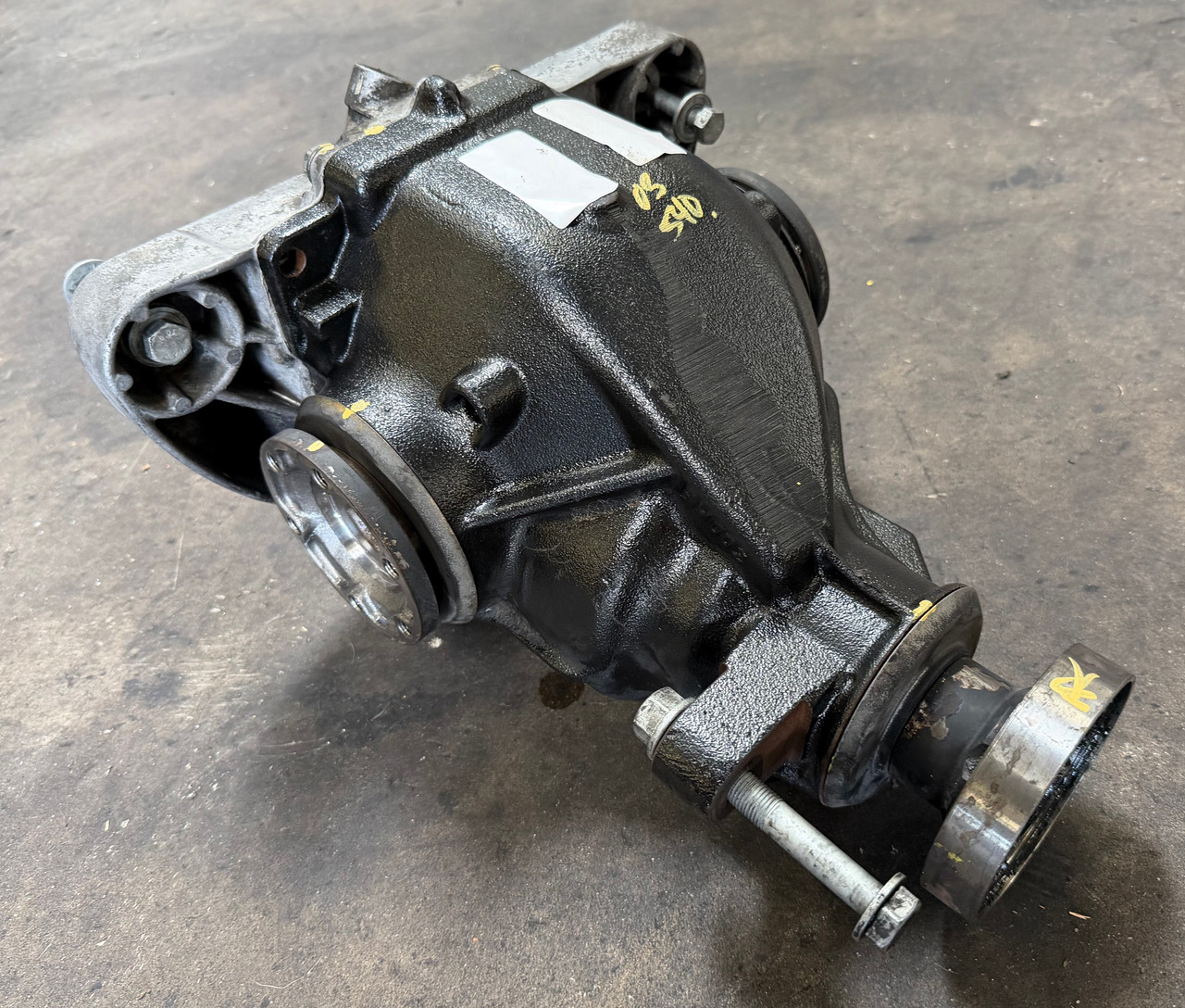 1997-03 BMW E39 540i OPEN REAR DIFFERENTIAL 2:81 1428576