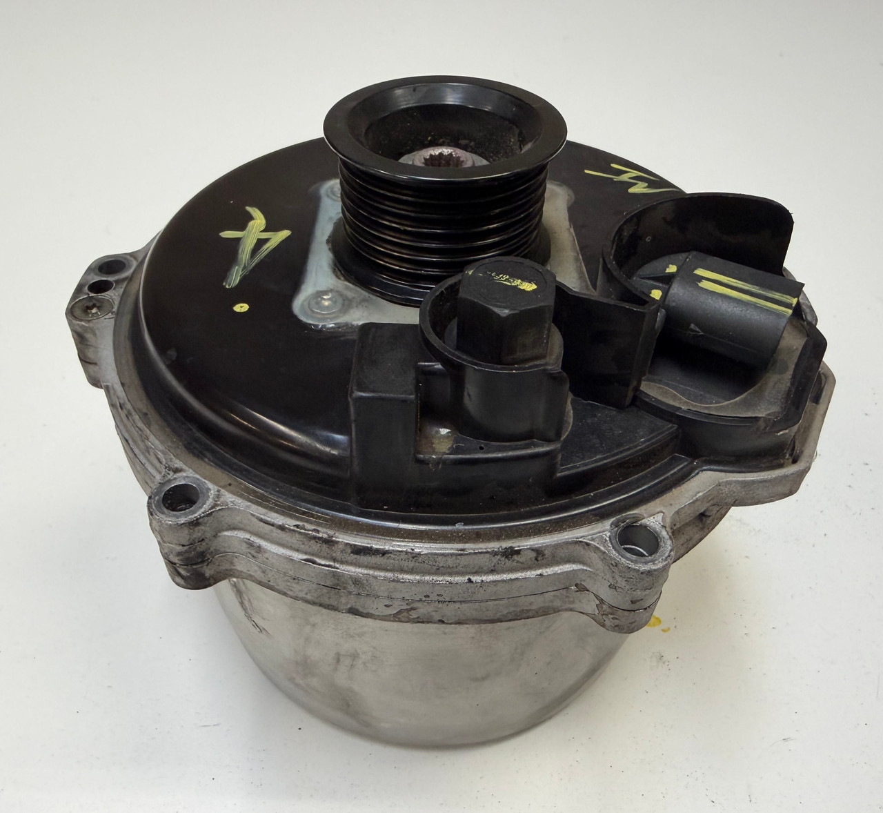 Water Cooled Alternator BMW E38 740i E39 540i E53 X5 4.4