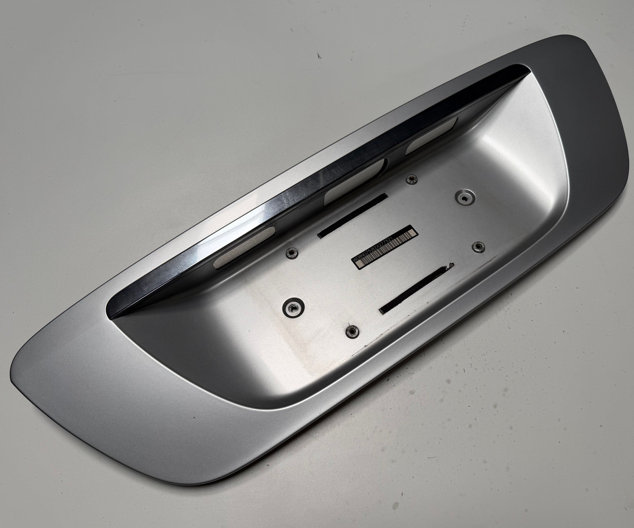 MERCEDES BENZ S500 S430 W220 TRUNK LID LICENSE PLATE PANEL