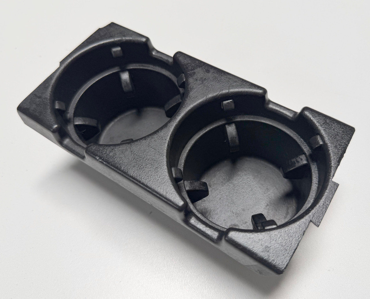 BMW E46 CENTER CONSOLE DUAL CUP HOLDER 330i 325i 323i 8248504