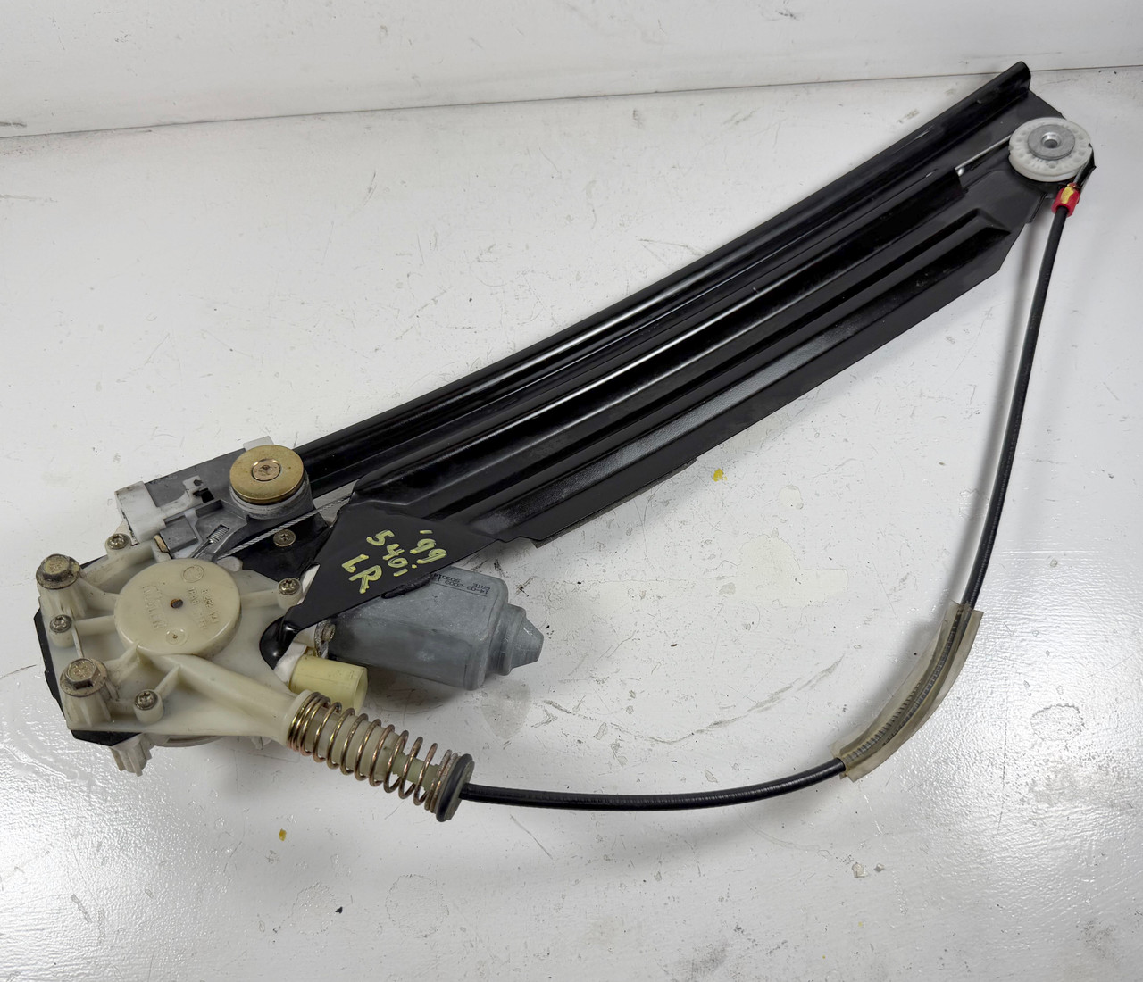 DRIVER REAR WINDOW REGULATOR 1999-03 BMW E39 M5 540i 530i 525i 8252429