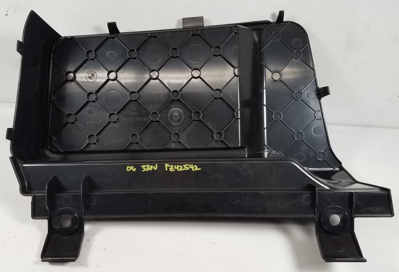 2000-05 BMW E46 3-SERIES CONVERTIBLE TRUNK BATTERY TRAY COVER 8204084 
