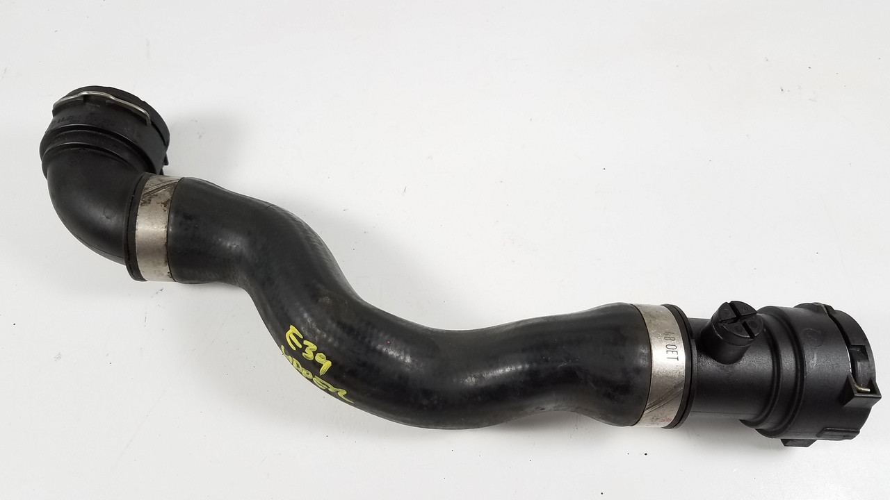 99 - 03 BMW E39 530i 528i 525i UPPER RADIATOR COOLANT HOSE 