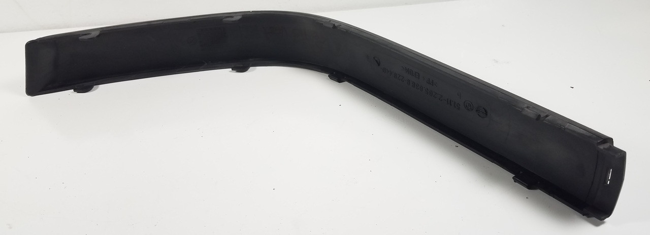 BMW E36 M3 PASSENGER FRONT BUMPER IMPACT STRIP 2265638