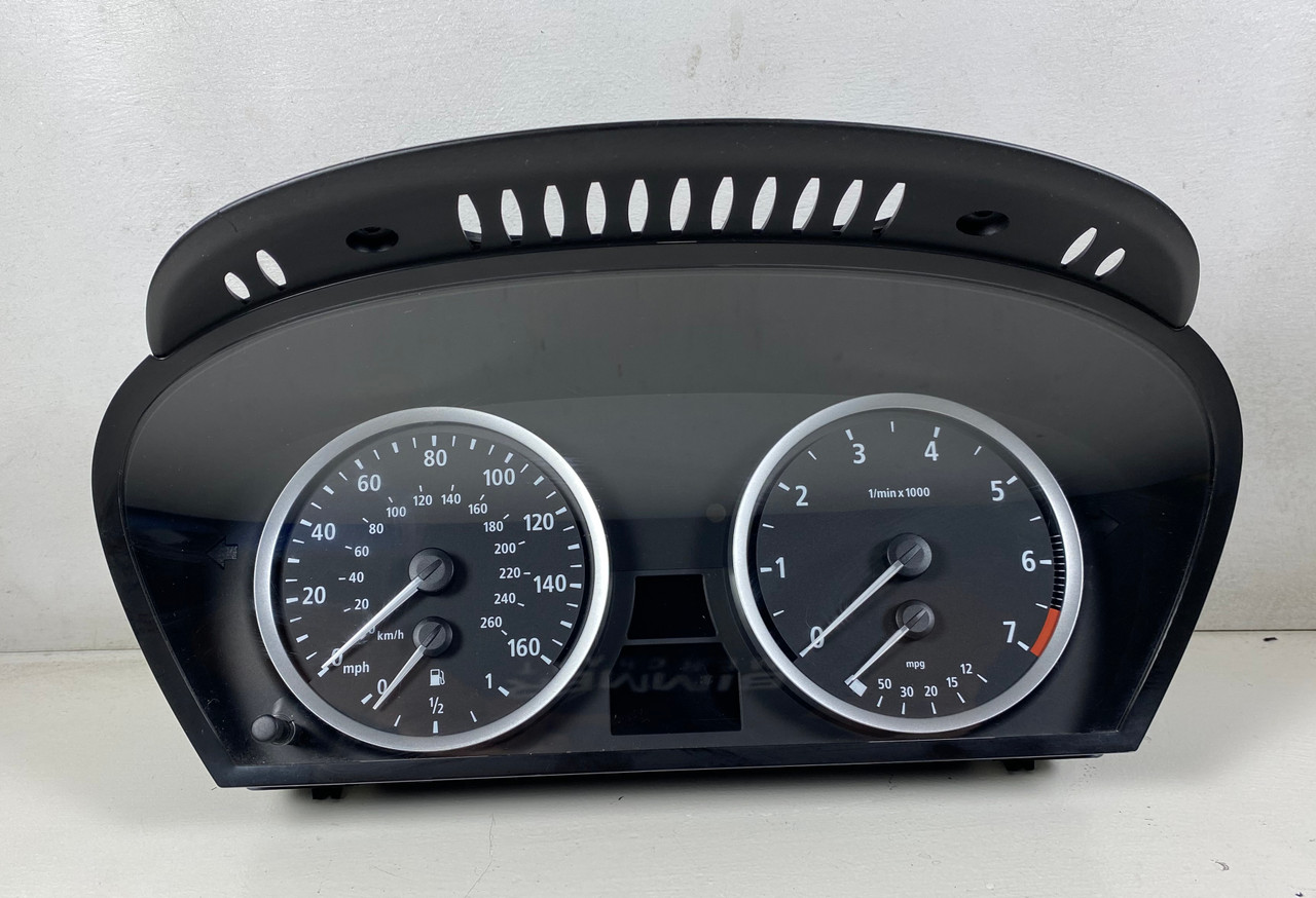 BMW E60 550i DASH GAUGE CLUSTER SPEEDOMETER