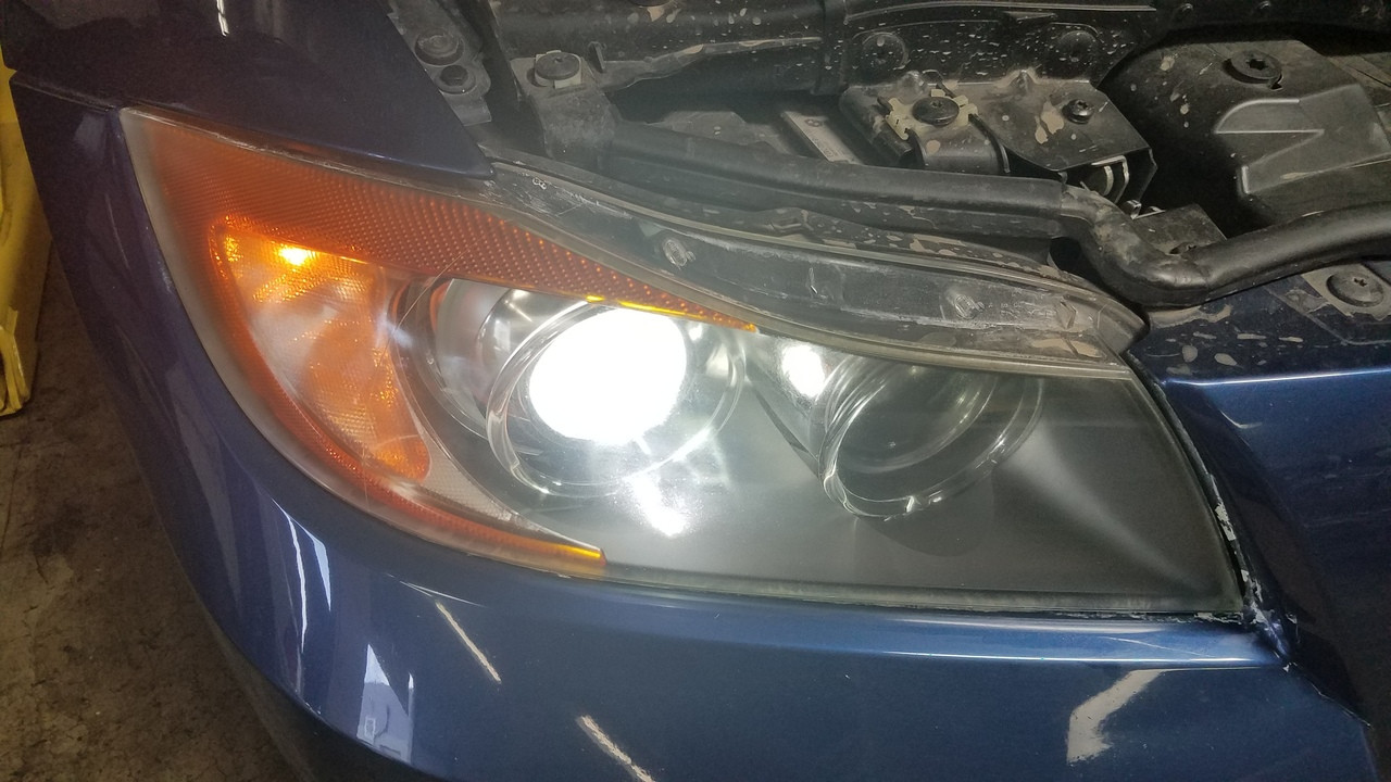 PASSENGER RIGHT XENON HEADLIGHT 2006-08 BMW E90 335i 330i 328i 6942742