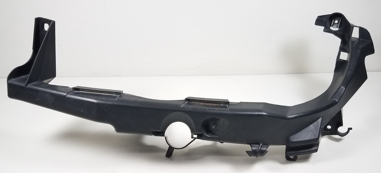 2006-08 BMW E90 335i 328i Driver Headlight Lower Mount Bracket 7116707 2006-08 BMW E90 335i 328i Driver Headlight Lower Mount Bracket 7116707