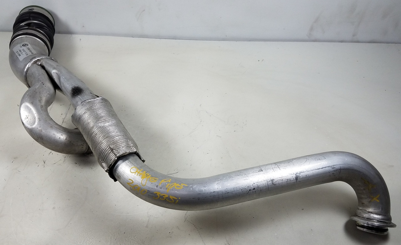 2006-11 BMW E90 E92 335i N54 INTERCOOLER TRACT INDUCTION CHARGE PIPE 7556551