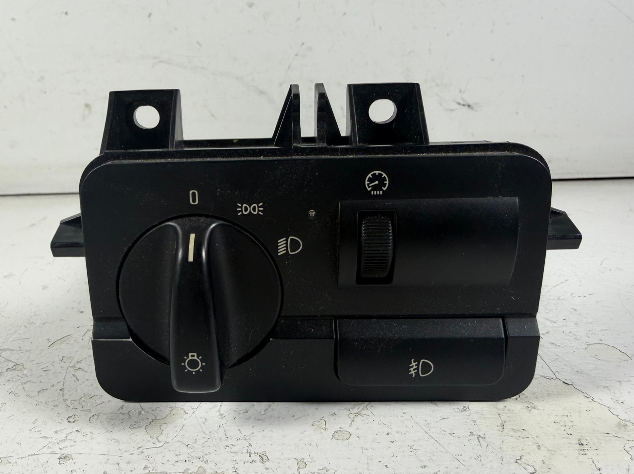 BMW E46 330i 325i HEADLIGHT SWITCH LCM LIGHT CONTROL MODULE 6919845