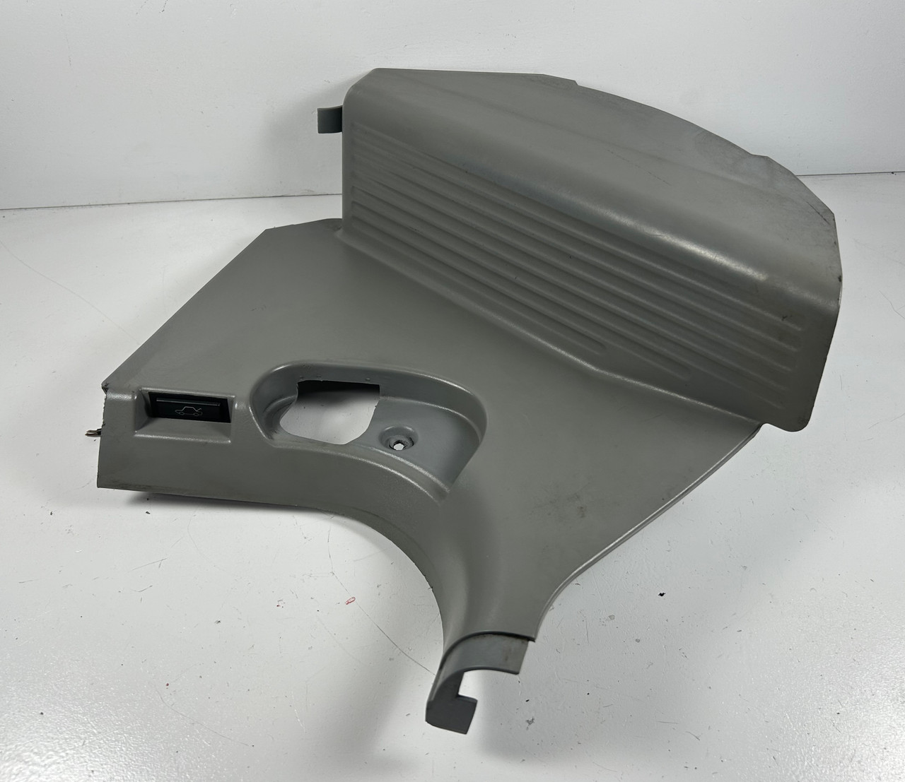2000-05 BMW E46 330i 325i Kick Panel Dead Pedal Foot Rest 8189733