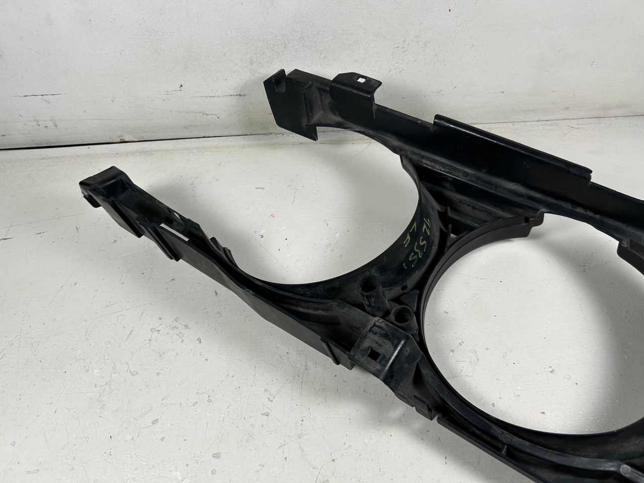 1989-93 BMW E34 540i 535i DRIVER TWIN HEADLIGHT TRIM OEM