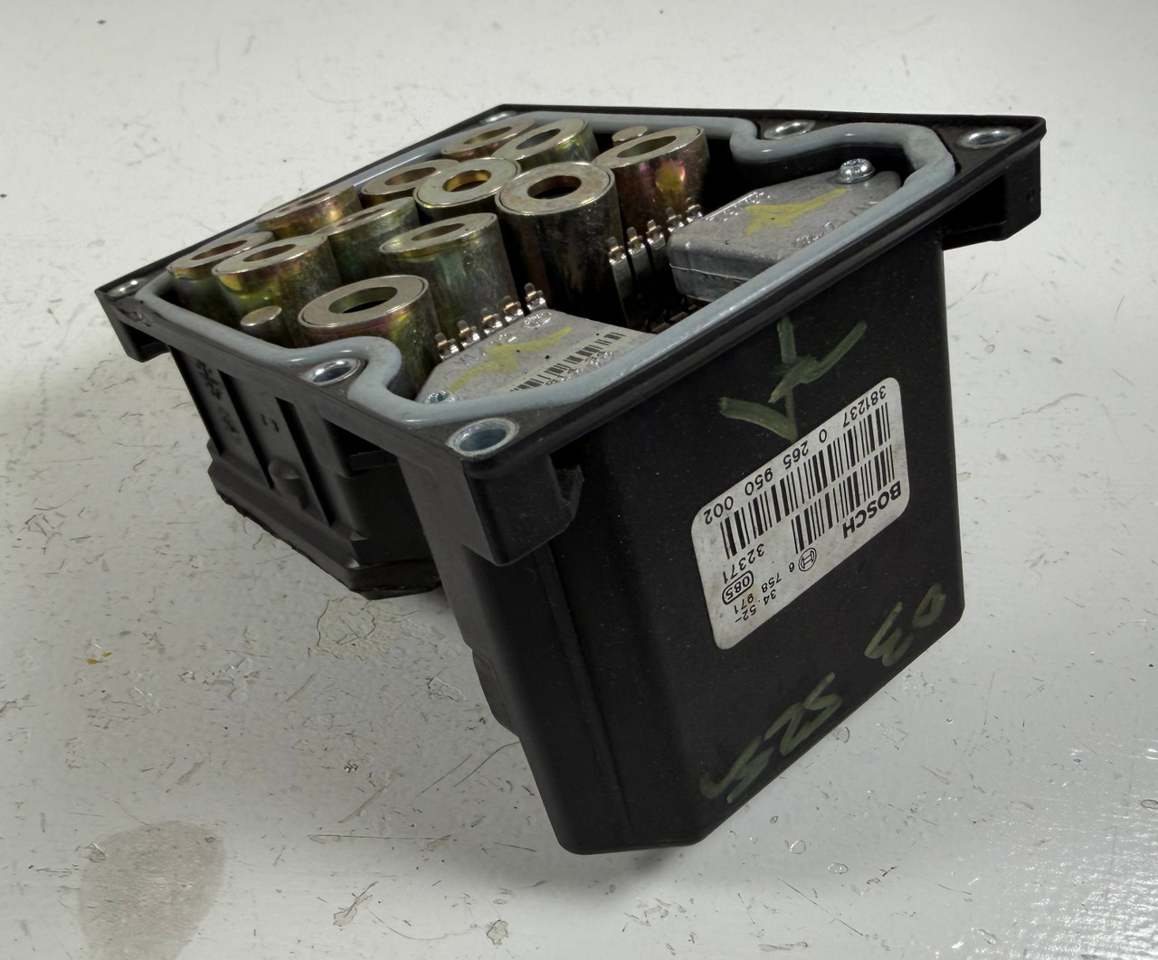 BMW ABS DSC BRAKE CONTROL MODULE e38 740 e39 540i 530i 525i  6758971