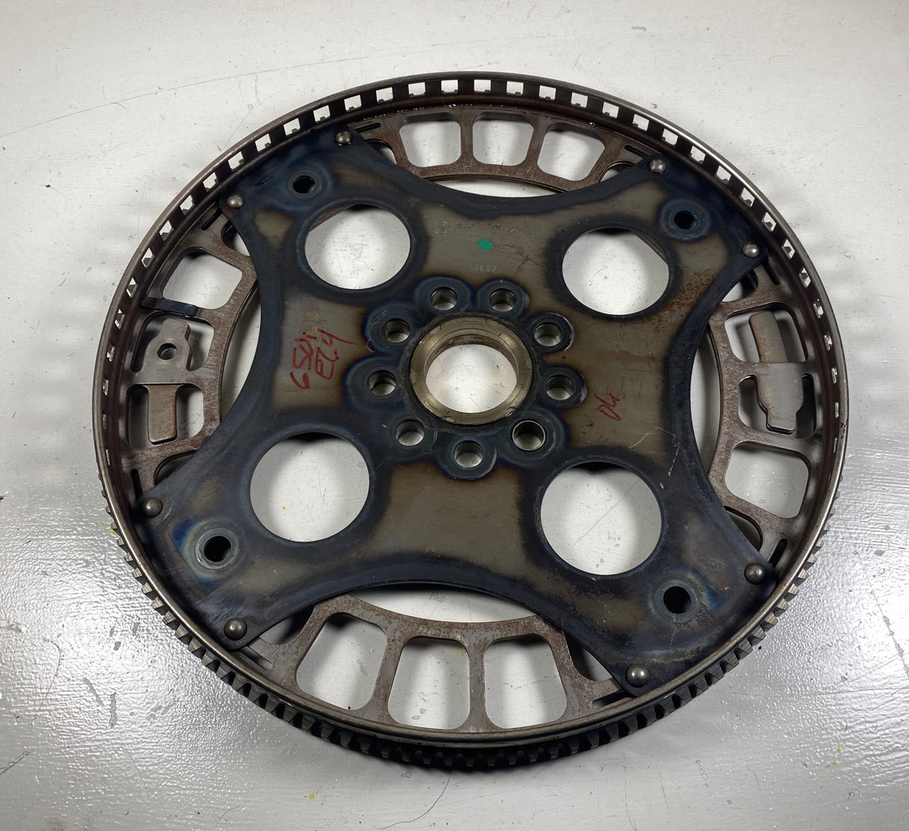 BMW E53 E60 E64 AUTOMATIC TRANSMISSION FLYWHEEL FLEX PLATE 7501478