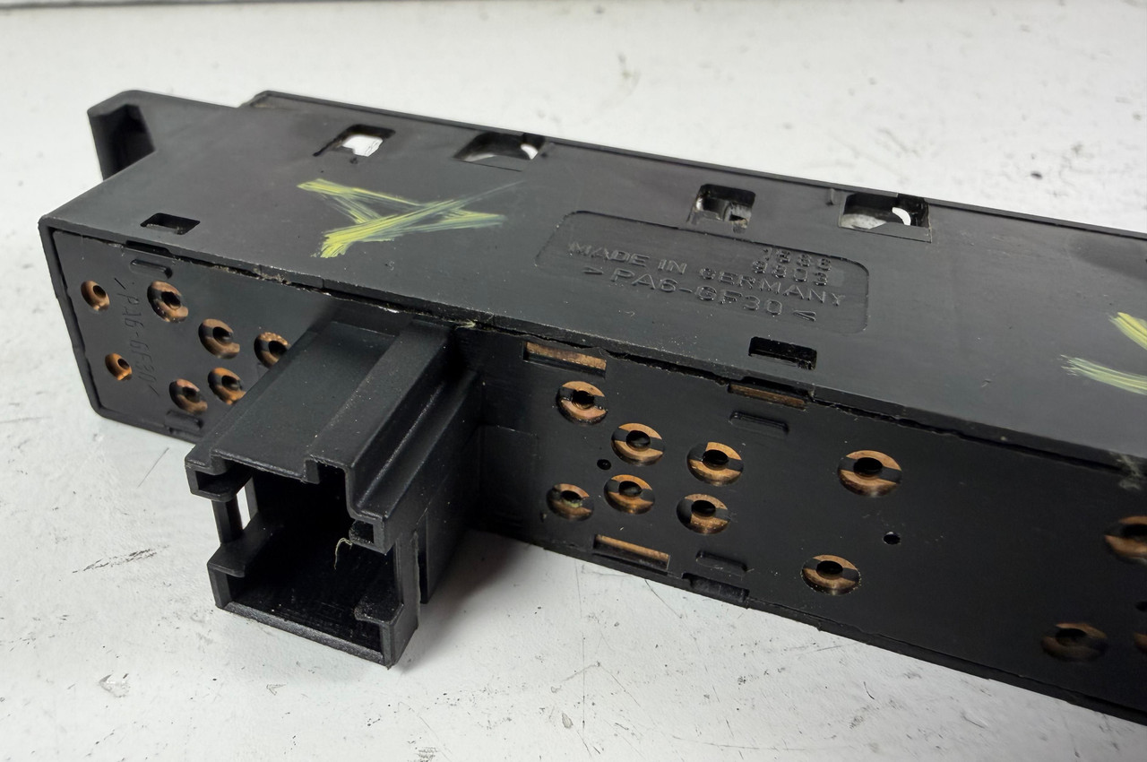 BMW E46 M3 330ci 325ci CONVERTIBLE DRIVER MASTER WINDOW CONTROL SWITCH 6902183