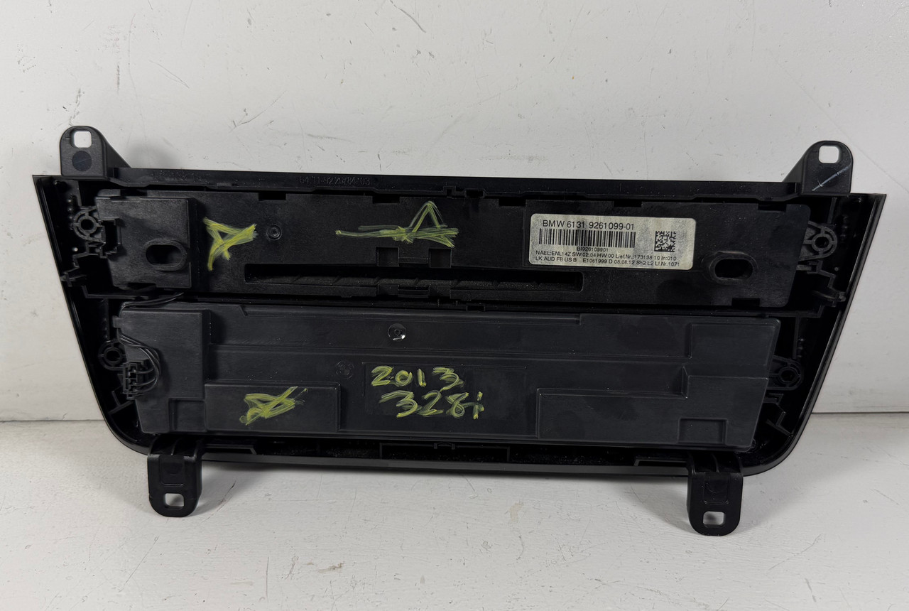 BMW F30 F32 335i 328i RADIO DISPLAY CLIMATE CONTROL MODULE 9261099