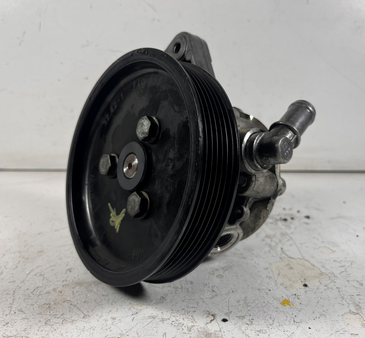 BMW E39 530i 525i E46 330i 325i LF20 HYDRAULIC POWER STEERING PUMP 6760034