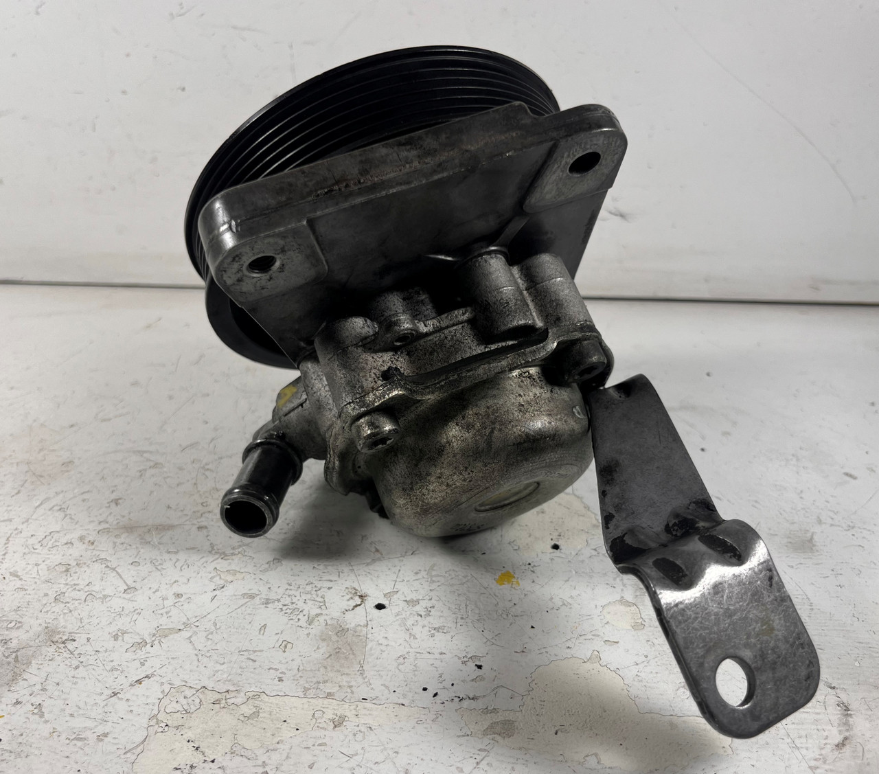 BMW E39 530i 525i E46 330i 325i LF20 HYDRAULIC POWER STEERING PUMP 6760034
