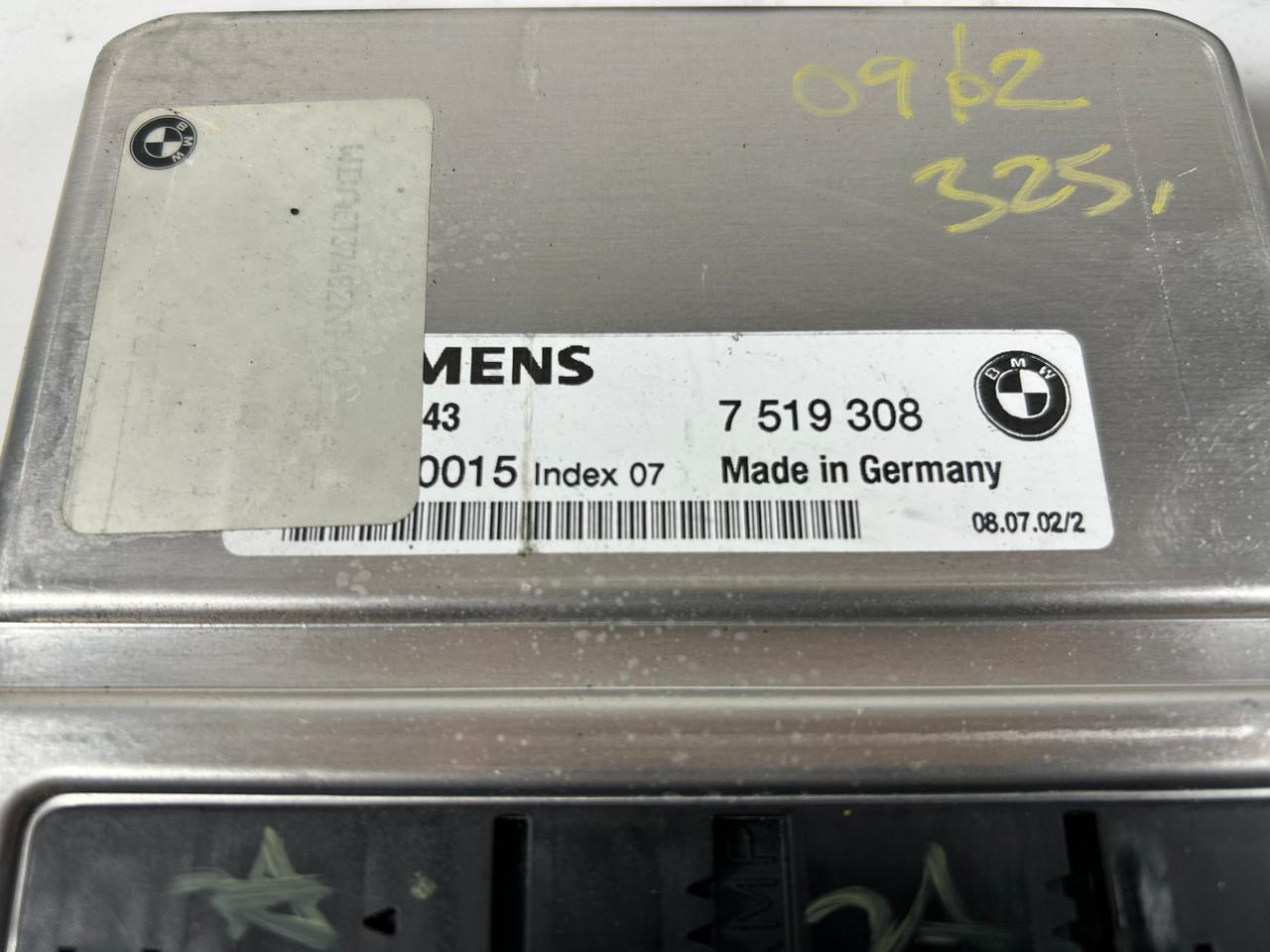 BMW M54 MANUAL TRANSMISSION ENGINE DME EWS IGNITION TUMBLER KEY 7519308