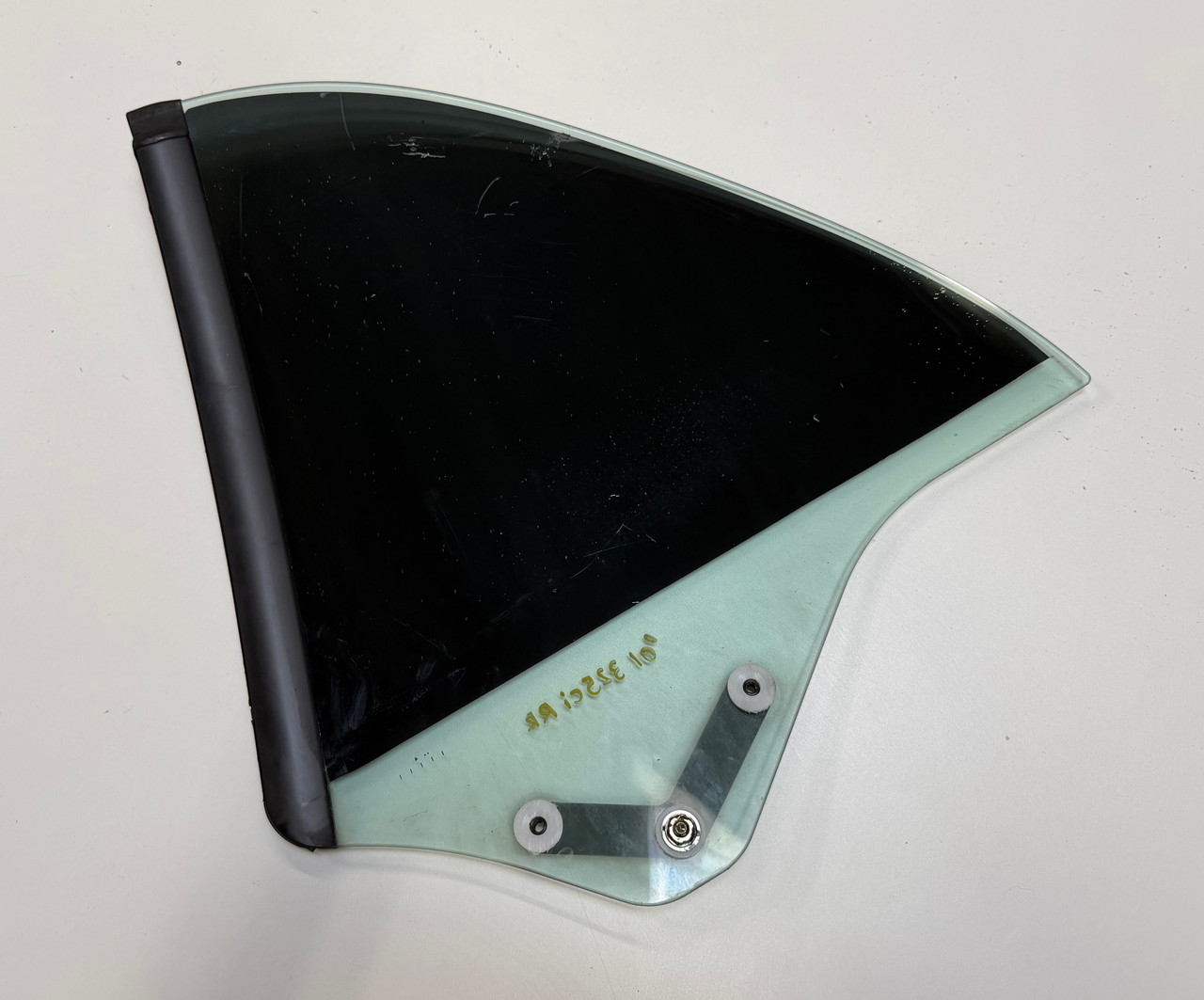 PASSENGER REAR WINDOW GLASS BMW E46 M3 330ci 325ci 323ci 8209424