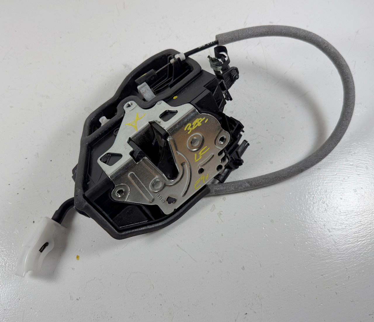 DRIVER FRONT DOOR LOCK LATCH BMW E60 E70 E71 E82 E90 E92 F10