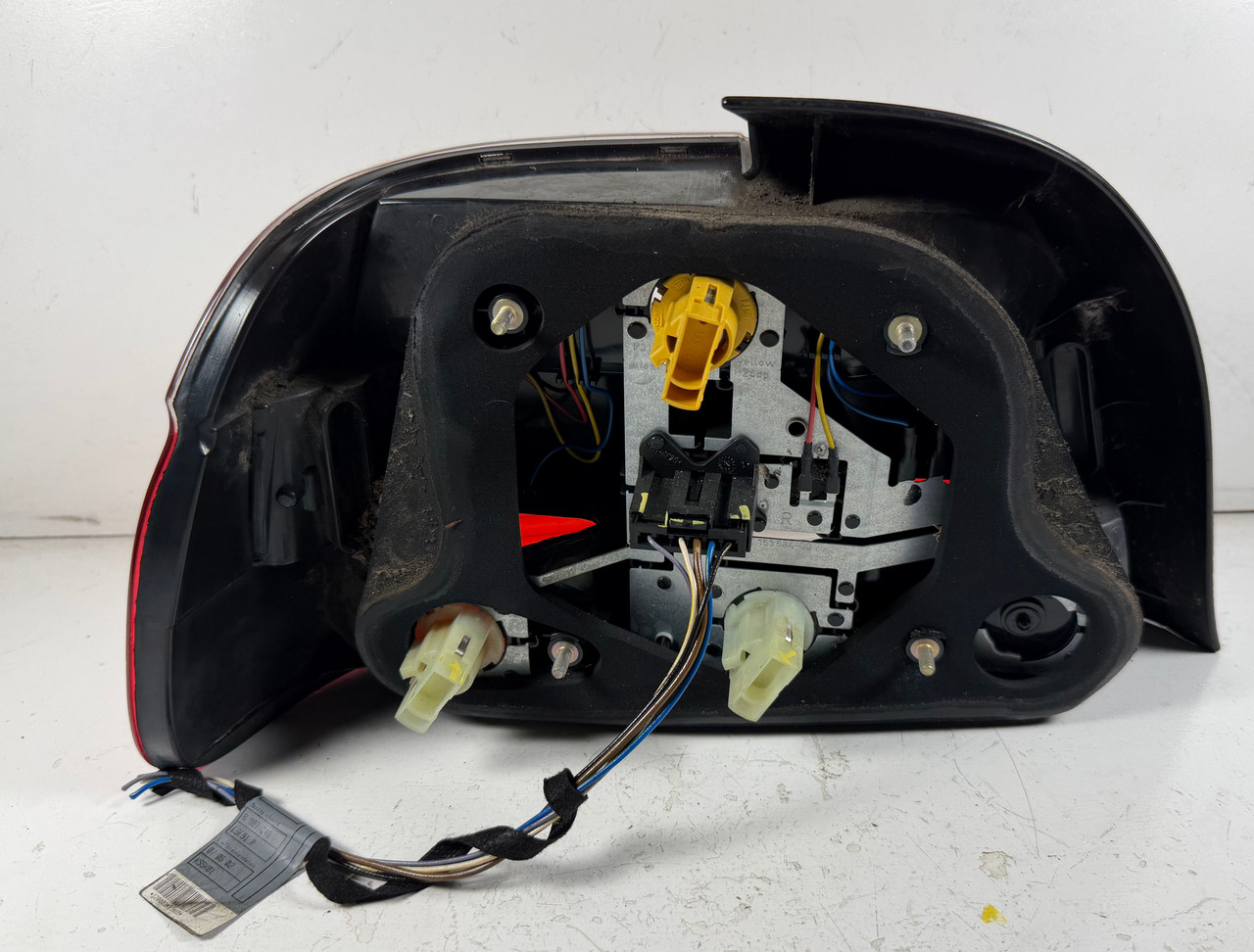 PASSENGER BRAKE TAIL LIGHT 2001-03 BMW E39 M5 540i 530i 525i 6902530