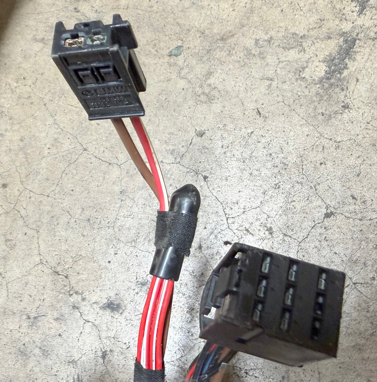 BMW E46 325i 325ci SULEV ALUMINUM VALVE COVER 7521086