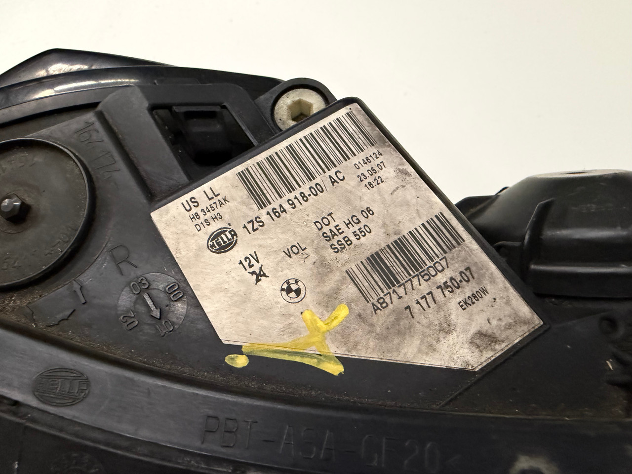 2008-10 BMW E60 E61 550i 535i 528i PASSENGER BI XENON HEADLIGHT 7177750